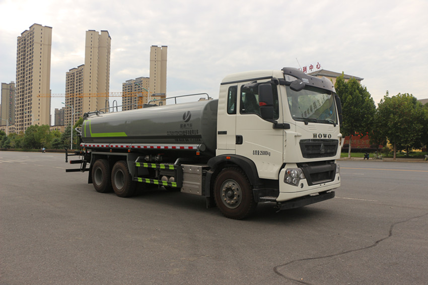 重汽豪沃22方抑塵車(chē)-霧炮車(chē)